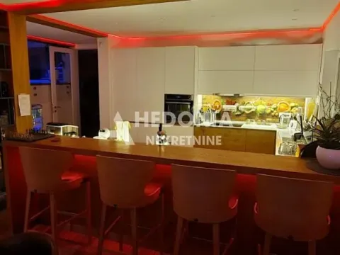 Prodaja, kuća, 426m², Boleč, Grocka - image 14