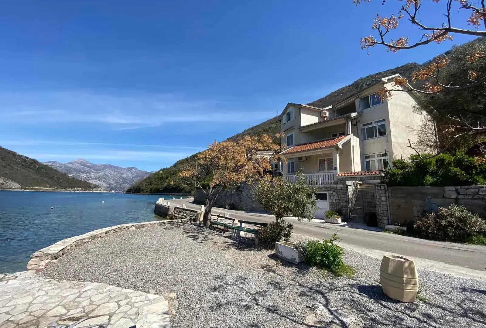Prodaja, kuća, 257m², Tivat, Crna Gora