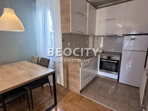 Izdavanje, stan, 43m², Centar, Novi Sad - image 2