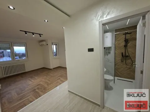 Prodaja, garsonjera, 21m², Bulevar Oslobodjenja, Novi Sad Sve Podlokacije - image 4