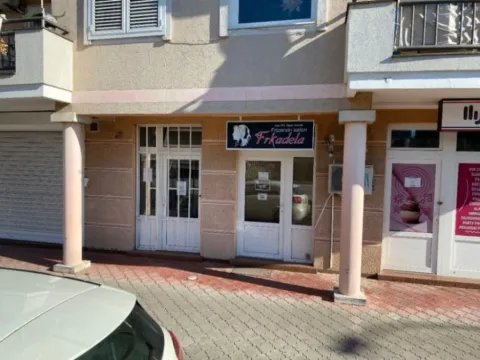 Prodaja, poslovni prostor, 16m², Donja Lastva, Tivat - image 4