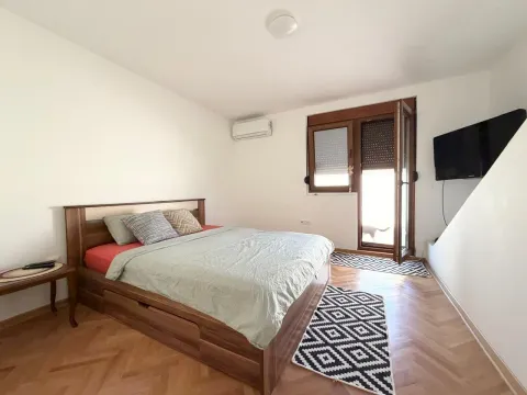 Rent, house, 256m², Masline, Podgorica - image 18