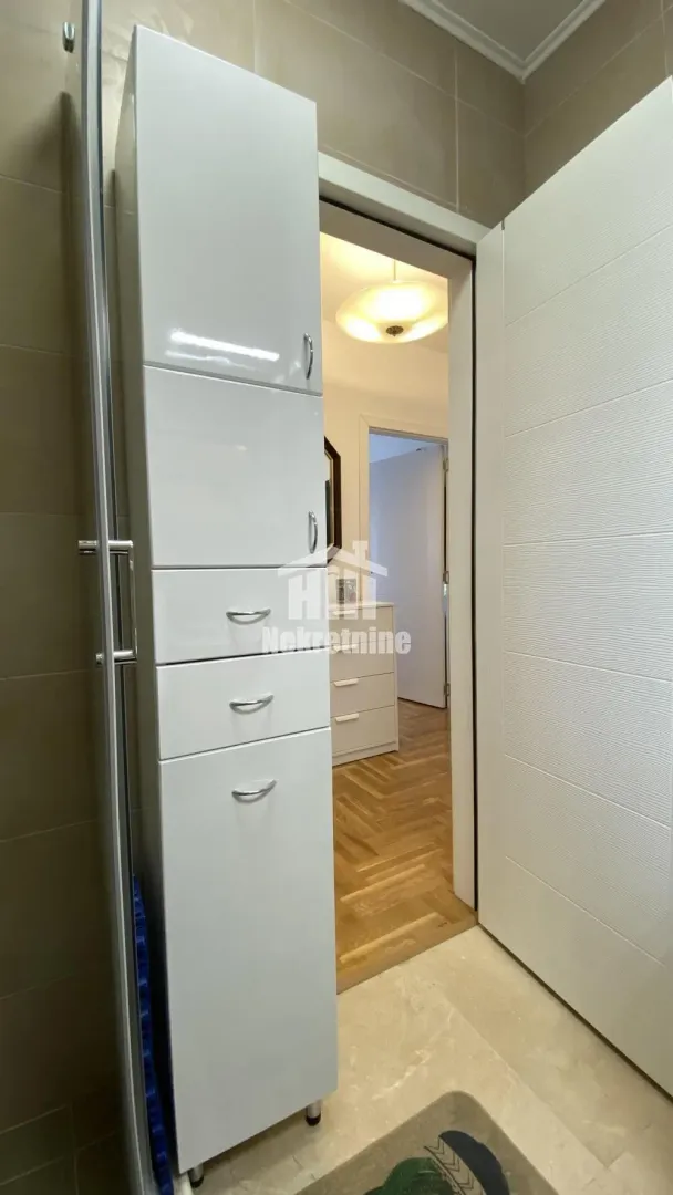 Sale, one bedroom apartment, 36m², Zemun Cara Dušana, Zemun Sve Podlokacije