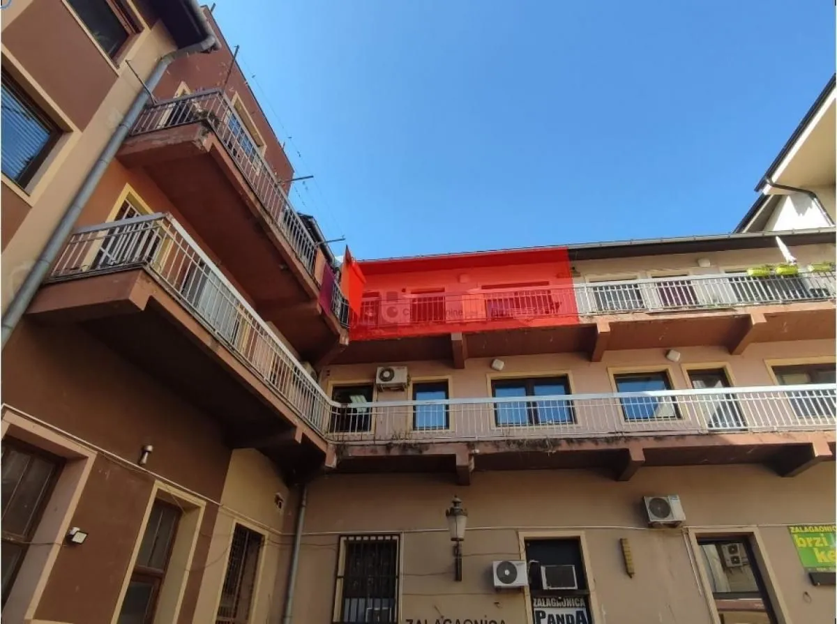 Prodaja, trosoban stan, 94m², Centar, Subotica