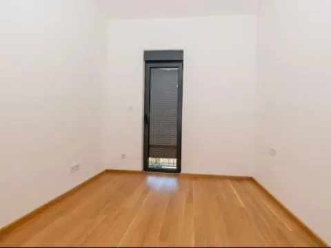 Prodaja, četvorosoban stan, 206m², Zabjelo, Podgorica - image 4