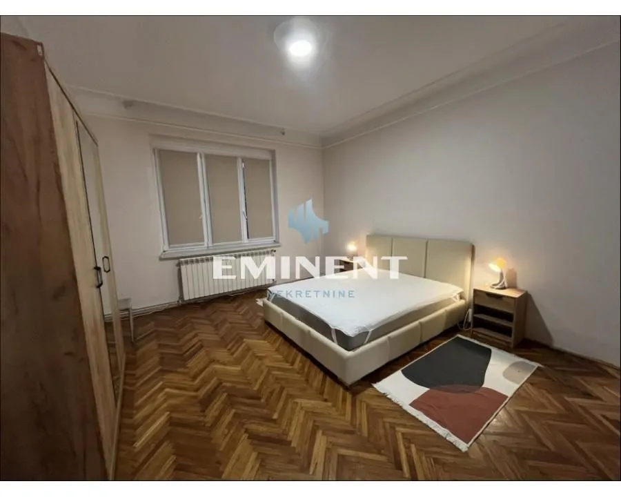 Izdavanje, stan, 120m², Stari Grad, Beograd