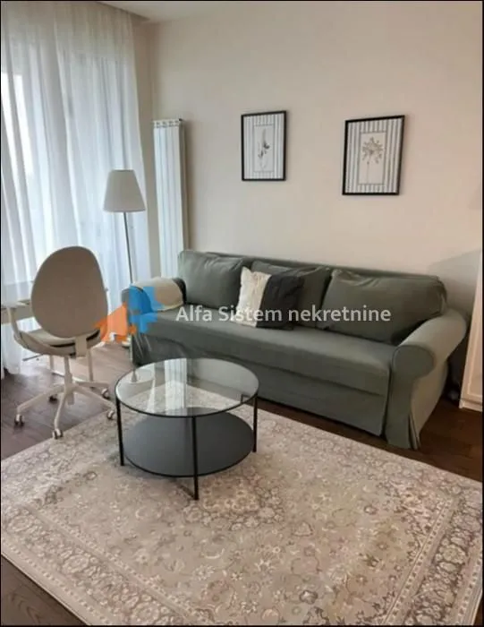 Izdavanje, dvosoban stan, 50m², Stari Grad, Beograd