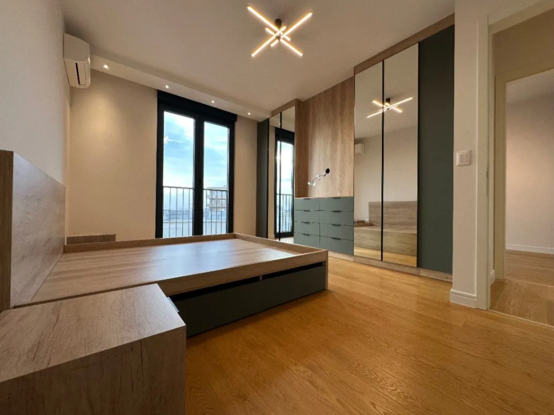 Prodaja, trosoban stan, 130m², Preko Morače, Podgorica
