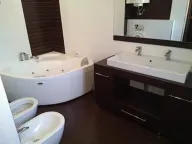 Izdavanje, četvorosoban stan, 180m², Vračar Hram, Vračar Sve Podlokacije - image 16