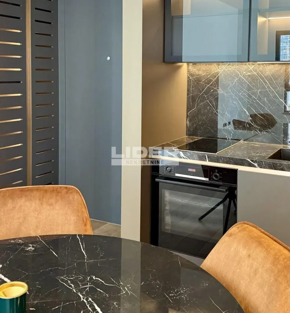 Prodaja, dvosoban stan, 56m², Savski Venac, Beograd