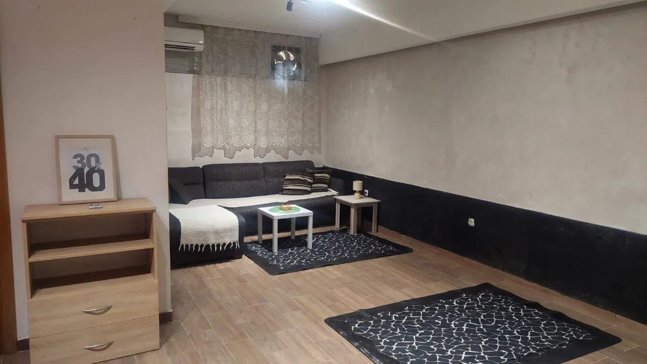 Izdavanje, jednosoban stan, 60m², City Kvart, Podgorica