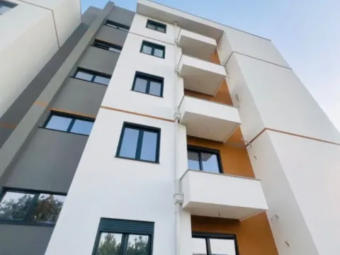 Prodaja, jednosoban stan, 47m², Pinješ, Ulcinj - image 4