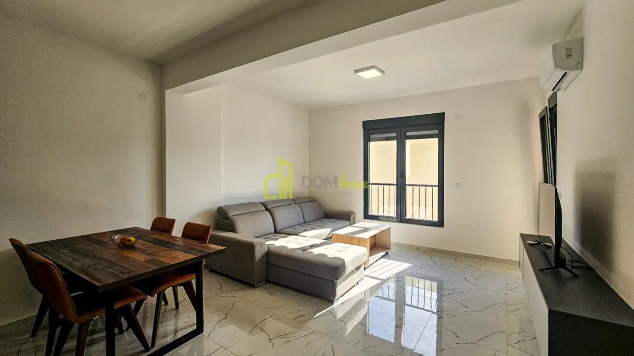 Rent, apartment, 45m², Tivat, Crna Gora