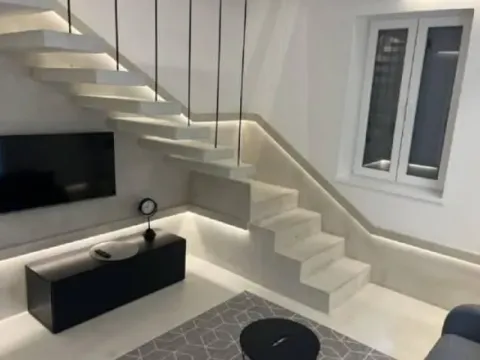 Izdavanje, stan, 50m², Crveni Krst, Beograd