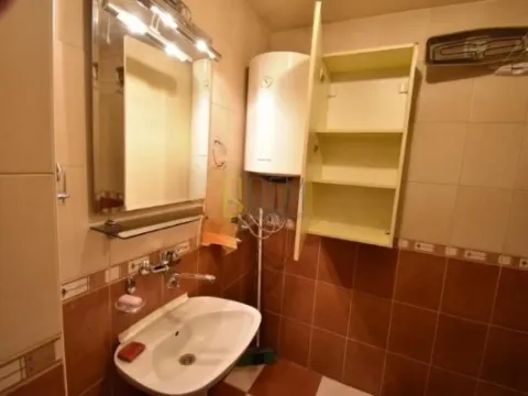 Prodaja, jednosoban stan, 58m², Blok 6, Podgorica - image 7