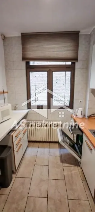 Izdavanje, kuća, 500m², Profesorska Kolonija, Palilula Sve Podlokacije