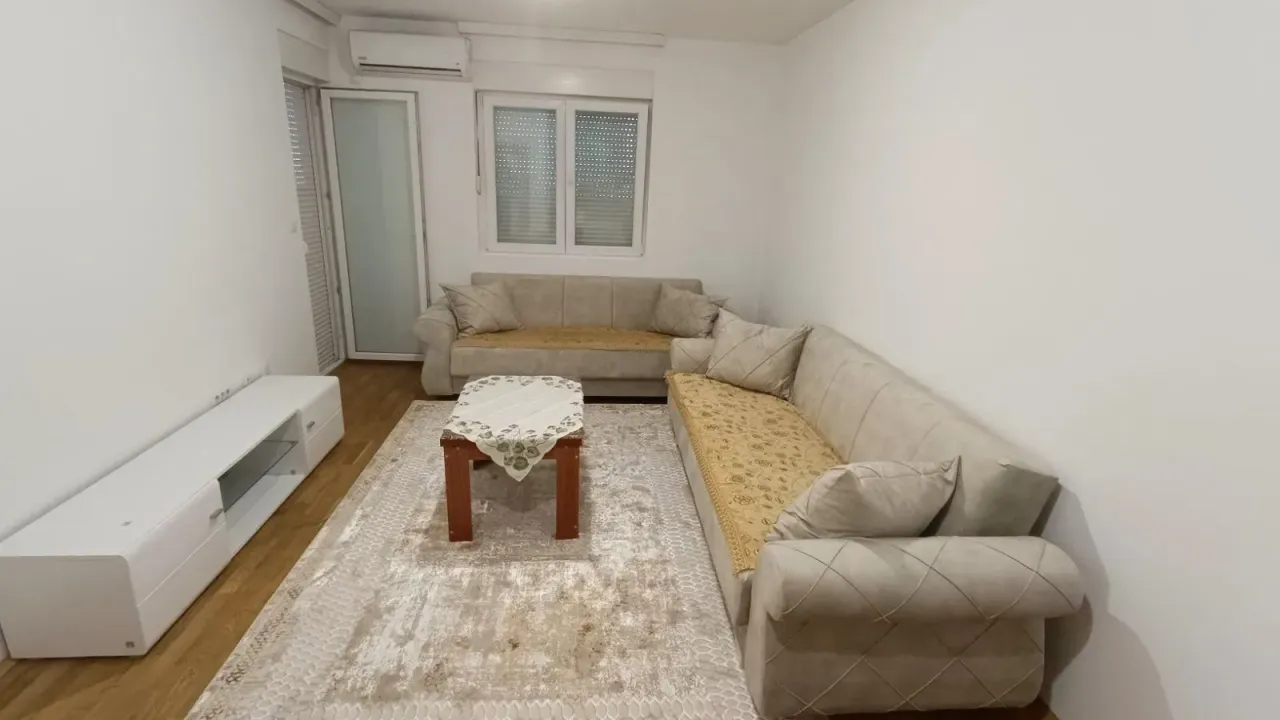Rent, one bedroom apartment, 50m², Stari Aerodrom, Podgorica