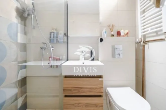 Sale, four bedroom apartment, 121m², Novi Beograd Blok 28, Novi Beograd Sve Podlokacije