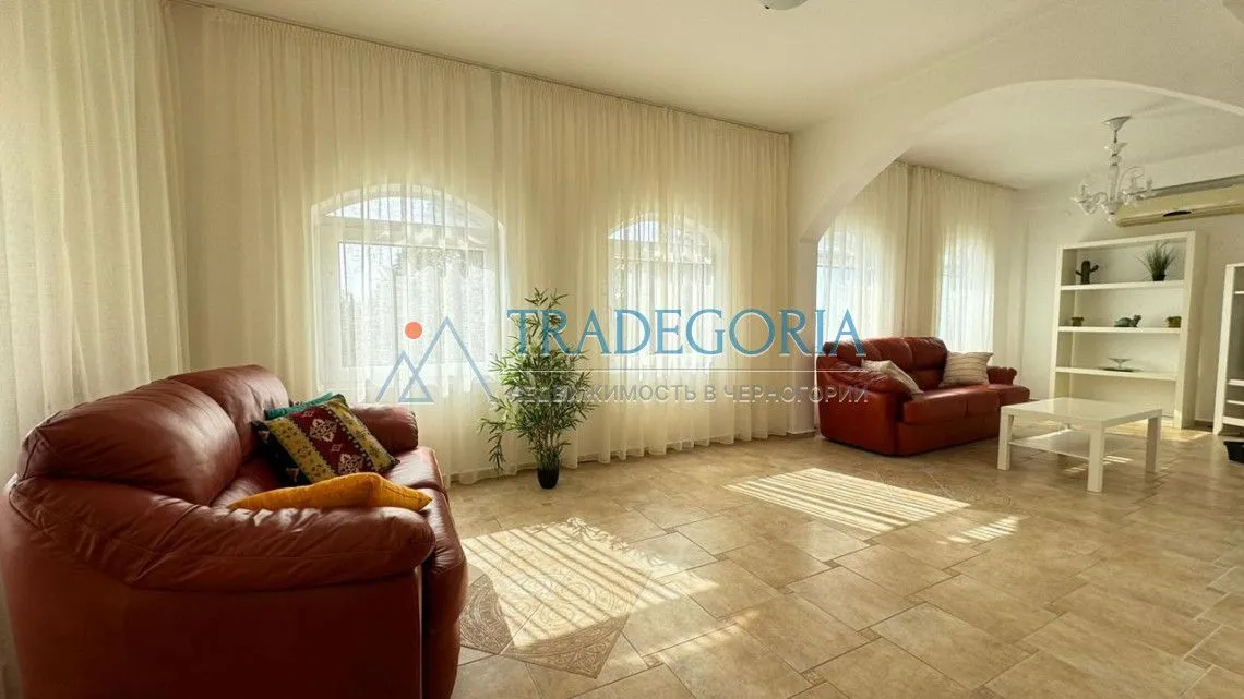 Prodaja, kuća, 320m², Bar, Crna Gora