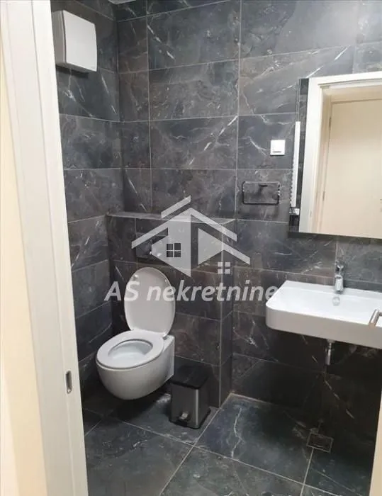 Rent, four bedroom apartment, 105m², Novi Beograd Blok 65, Novi Beograd Sve Podlokacije