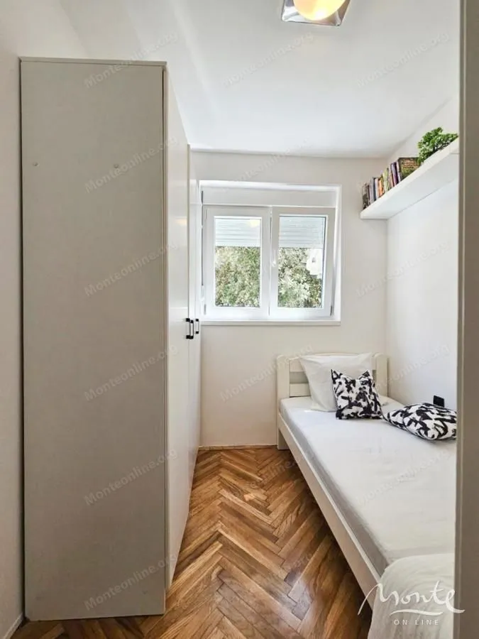 Sale, two bedroom apartment, 52m², Dubovica, Budva