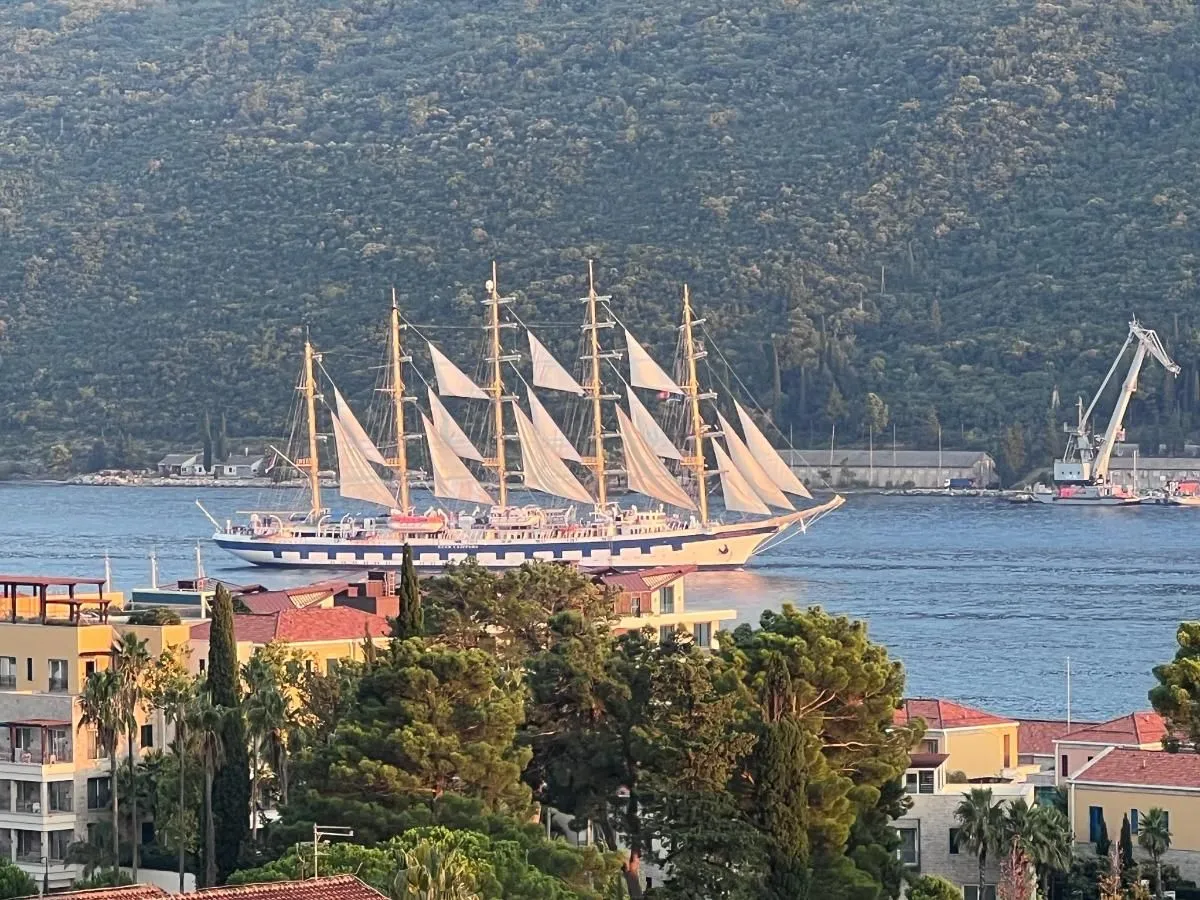 Prodaja, plac, 260m², Kumbor, Herceg Novi