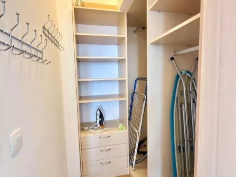 Sale, one bedroom apartment, 52m², Bečići, Budva - image 9