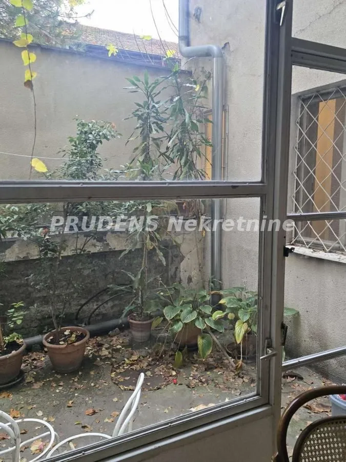 Prodaja, dvosoban stan, 65m², Stari Grad, Beograd