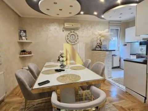 Prodaja, kuća, 242m², Lipov gaj, Novi Sad Sve Podlokacije - image 12