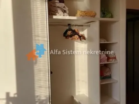 Rent, two bedroom apartment, 50m², Vračar Sve Podlokacije, Beograd - image 8