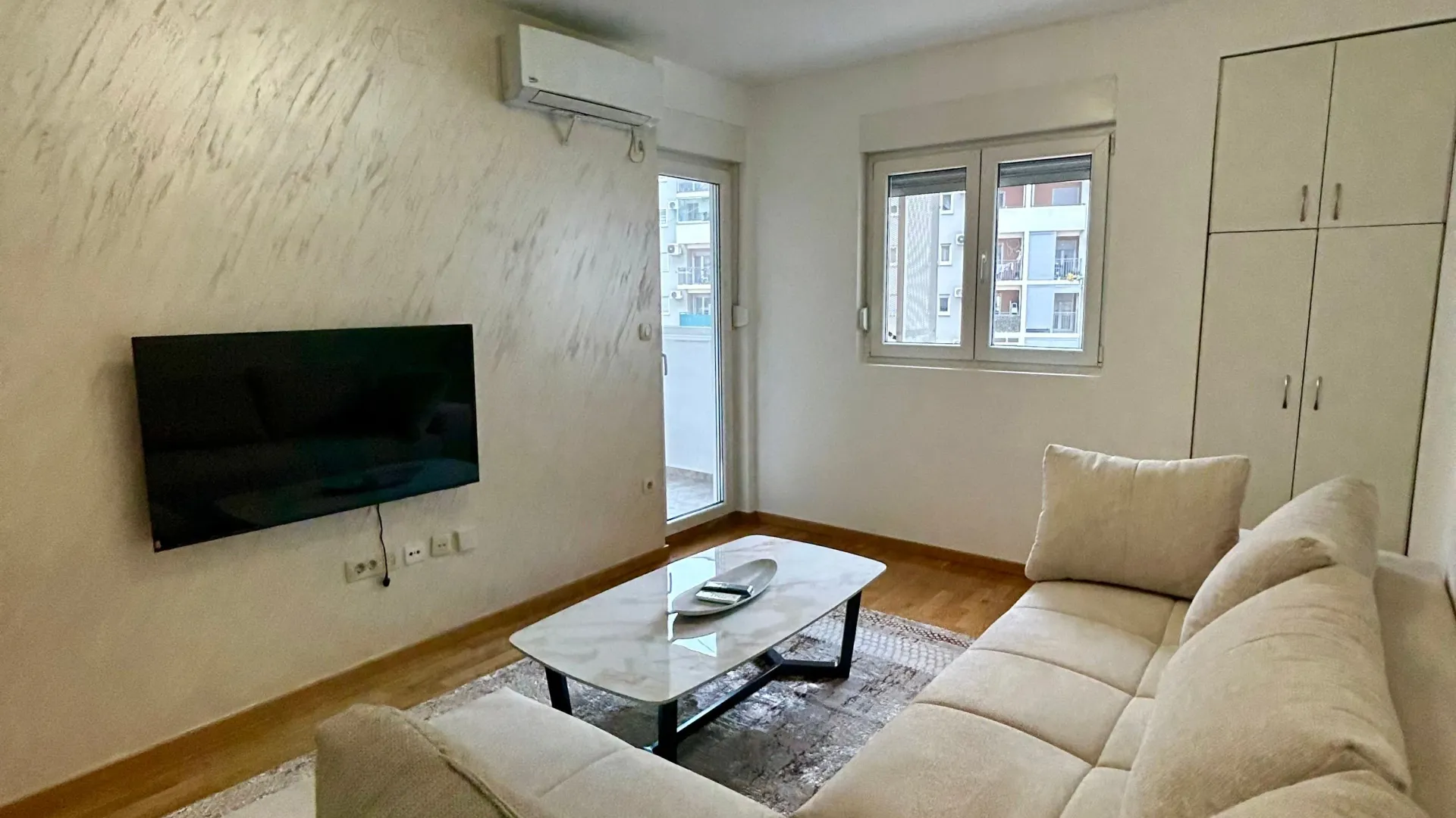 Rent, one bedroom apartment, 46m², City Kej, Podgorica