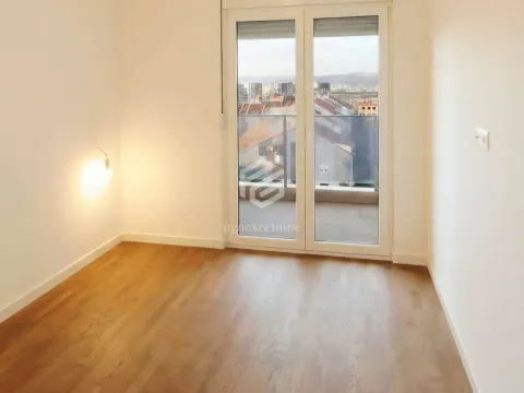 Sale, apartment, 47m², Stari Aerodrom, Podgorica - image 4