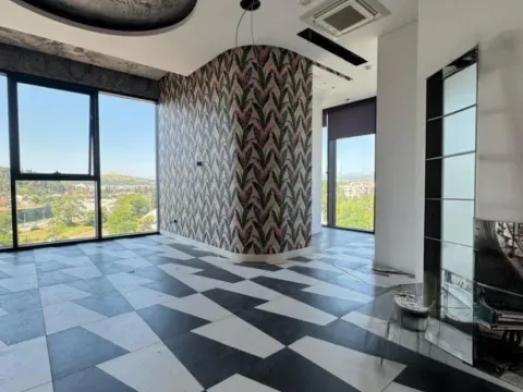 Izdavanje, poslovni prostor, 120m², Preko Morače, Podgorica - image 2