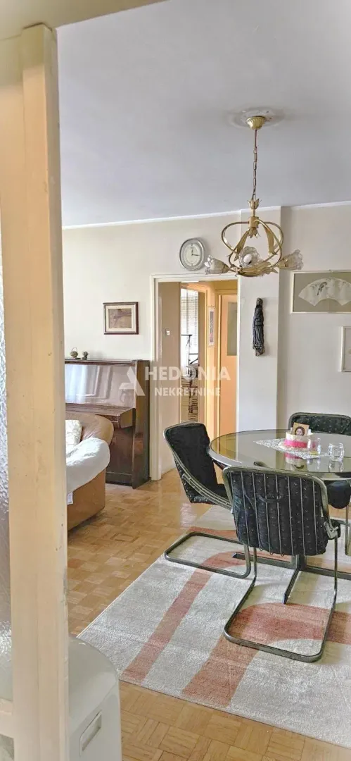 Sale, two bedroom apartment, 60m², Novi Beograd Blok 1 Fontana, Novi Beograd Sve Podlokacije