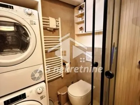 Izdavanje, trosoban stan, 73m², Đeram Pijaca, Beograd - image 17