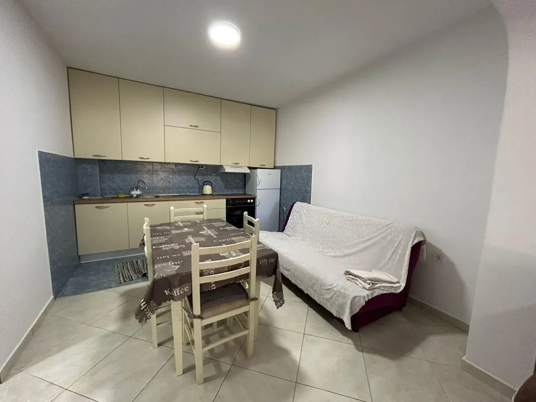 Rent, one bedroom apartment, 45m², Bar, Crna Gora
