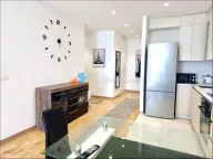 Izdavanje, trosoban stan, 83m², Savski Venac, Beograd - image 8