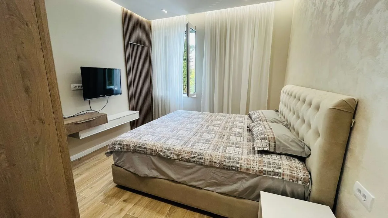 Rent, two bedroom apartment, 72m², Tivat, Crna Gora