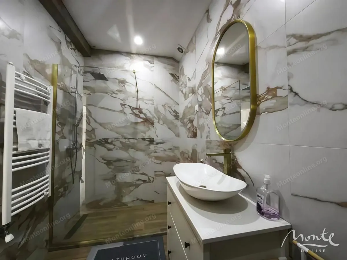 Prodaja, kuća, 350m², Velje Brdo, Podgorica
