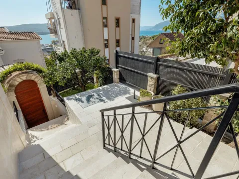 Sale, house, 240m², Kava, Tivat - image 8