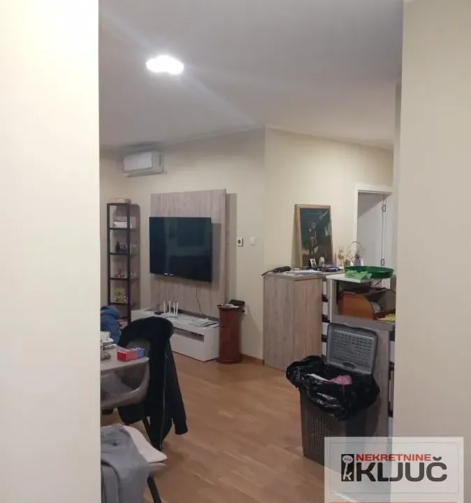 Prodaja, dvosoban stan, 58m², Rotkvarija, Novi Sad Sve Podlokacije