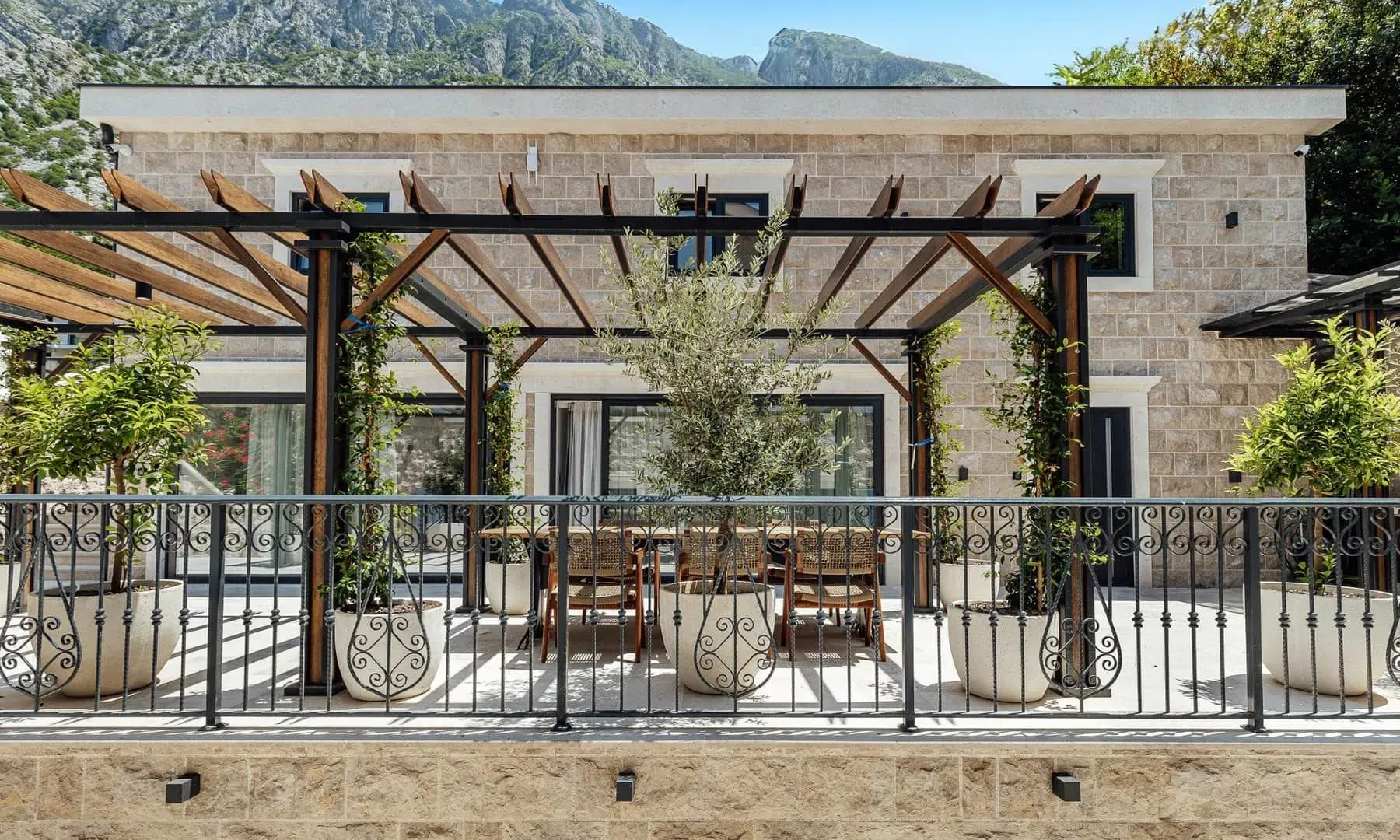 Prodaja, kuća, 819m², Ljuta, Kotor