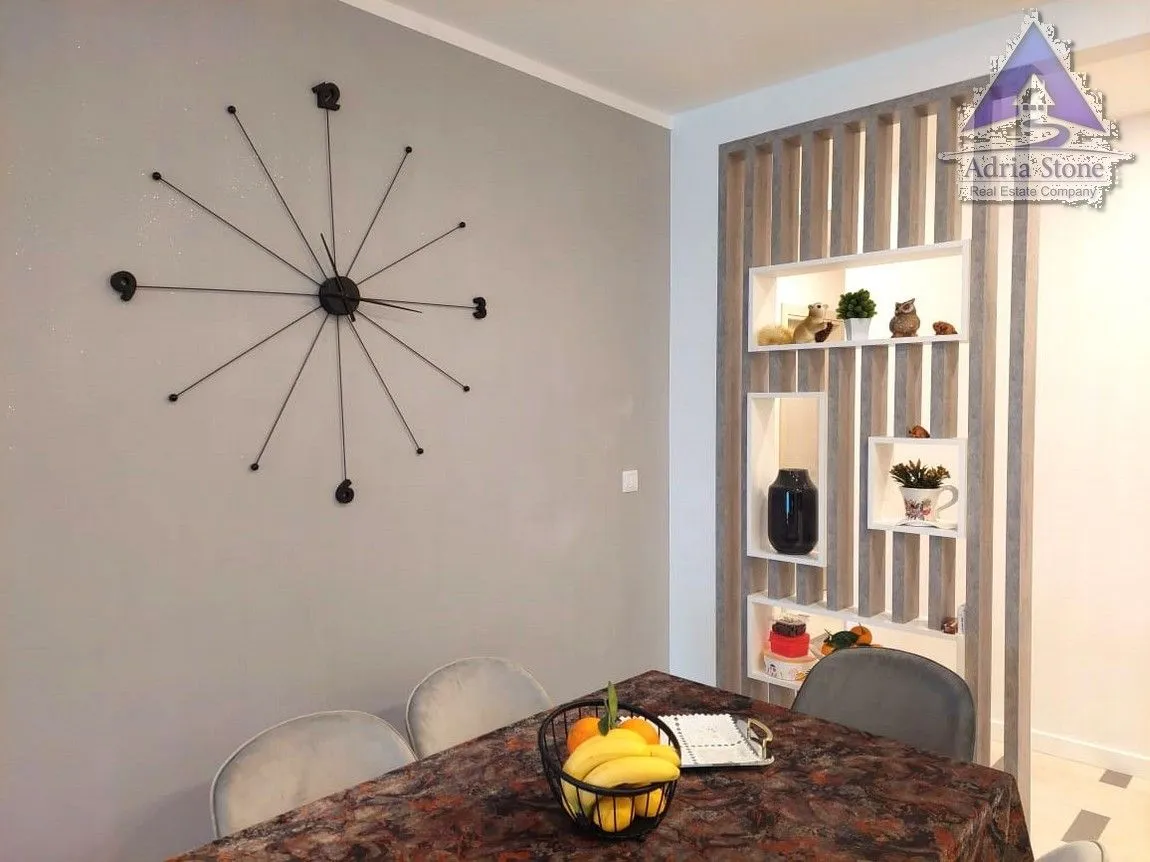 Prodaja, trosoban stan, 89m², Seljanovo, Tivat