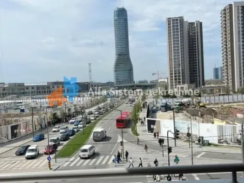 Izdavanje, četvorosoban stan, 80m², Savski Venac, Beograd - image 17