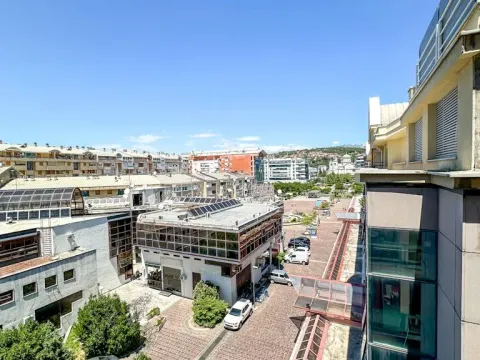 Rent, two bedroom apartment, 85m², Preko Morače, Podgorica - image 18