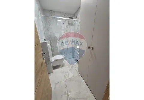 Izdavanje, dvosoban stan, 80m², City Kvart, Podgorica - image 16