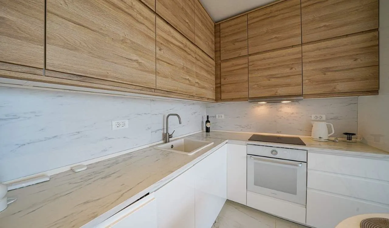 Prodaja, dvosoban stan, 66m², Tivat, Crna Gora