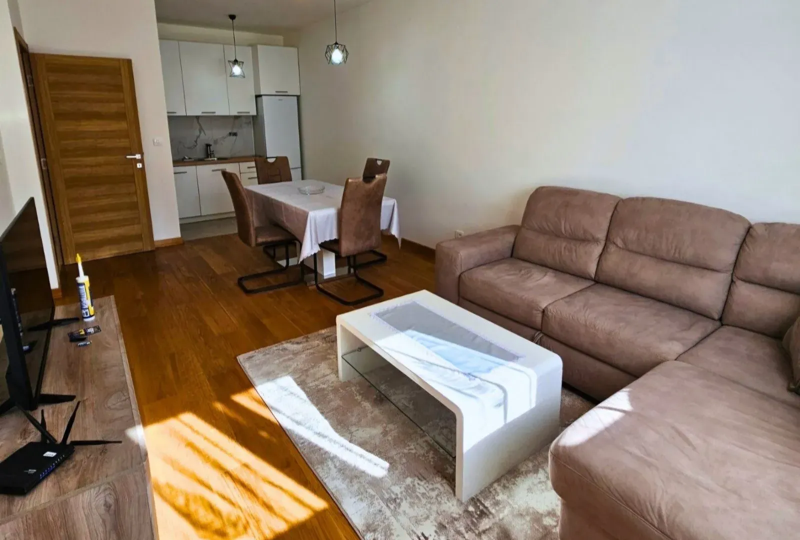 Izdavanje, jednosoban stan, 45m², City Kvart, Podgorica