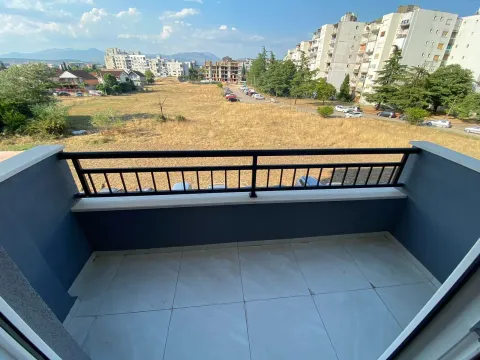 Izdavanje, dvosoban stan, 94m², Zabjelo, Podgorica - image 5