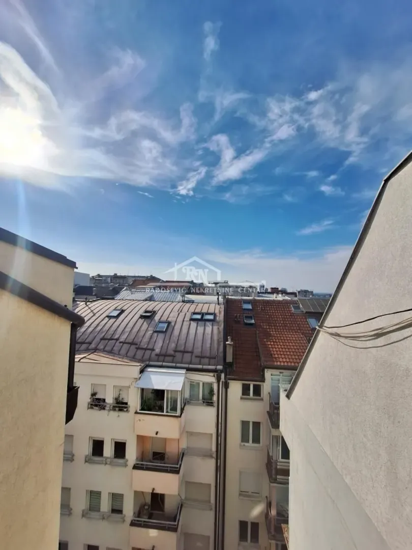 Prodaja, četvorosoban stan, 118m², Đeram Pijaca, Beograd